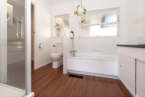 Photo of property in 53 Seddon Crescent, Whataupoko, Gisborne, 4010
