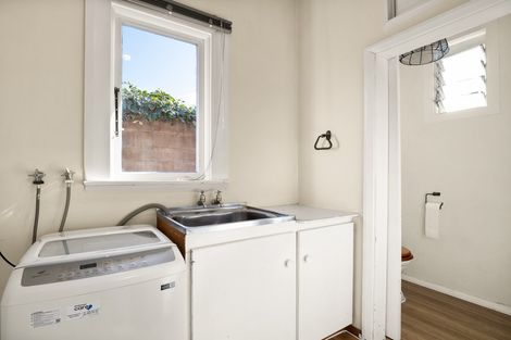 Photo of property in 268 Macandrew Road, Forbury, Dunedin, 9012