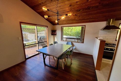 Photo of property in 2/11 Firle Place, Green Bay, Auckland, 0604