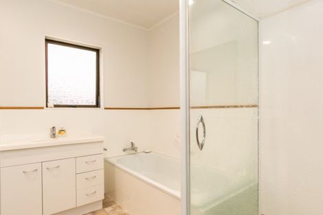 Photo of property in 8 Ryan Crescent, Greenmeadows, Napier, 4112