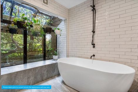 Photo of property in 2/36 Beulah Avenue, Rothesay Bay, Auckland, 0630