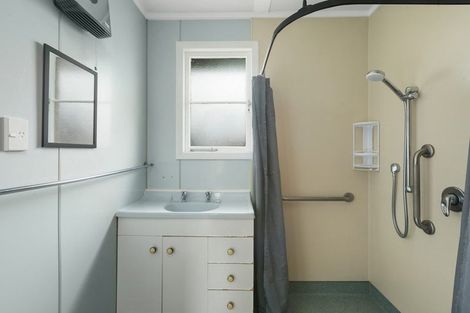 Photo of property in 1 Lee Avenue, Paeroa, 3600