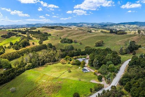 Photo of property in 692 Wayby Station Road, Wellsford, 0972