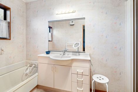 Photo of property in 4/121 Kamo Road, Kensington, Whangarei, 0112