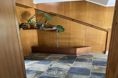 Photo of property in 91 Seaview Road, Piha, New Lynn, 0772