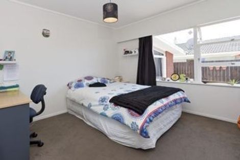 Photo of property in 4 Quibray Place, Botany Downs, Auckland, 2010