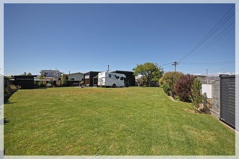 Photo of property in 29 Shortt Street, Foxton Beach, Foxton, 4815