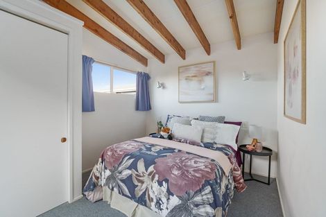 Photo of property in 20 Simcox Street, Otaki Beach, Otaki, 5512