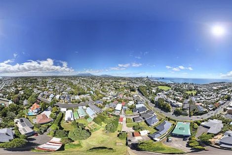 Photo of property in 32a Glen Almond Street, New Plymouth, 4310