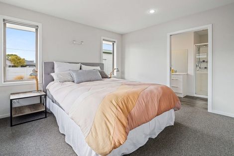 Photo of property in 17 Parnwell Street, Burwood, Christchurch, 8083