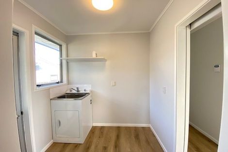 Photo of property in 75 Lewisham Street, Highland Park, Auckland, 2010