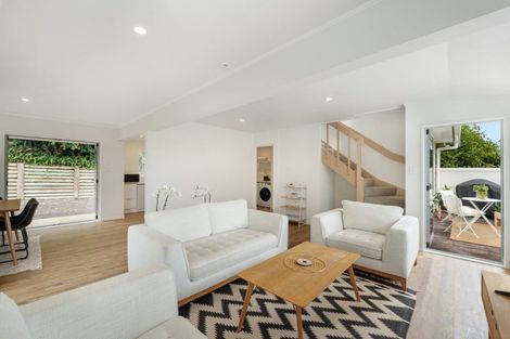 Photo of property in 33 Brookfield Terrace, Brookfield, Tauranga, 3110