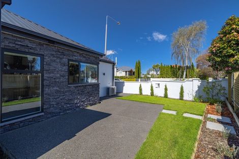 Photo of property in 121a Glandovey Road, Strowan, Christchurch, 8052