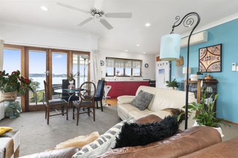 Photo of property in 81 Omokoroa Road, Omokoroa, 3114