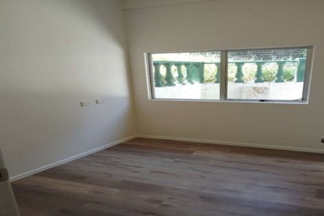 Photo of property in 4 Selwyn Avenue, Glen Eden, Auckland, 0602