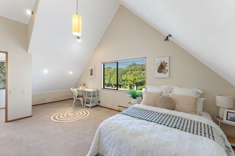 Photo of property in 37 Ngaio Road, Waikanae, 5036