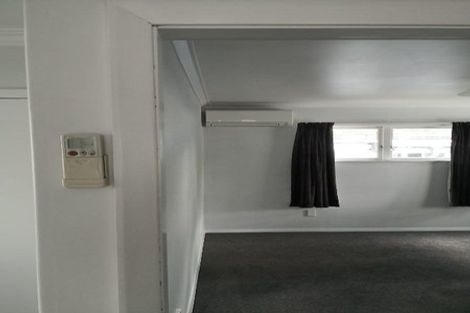 Photo of property in 7 Heretaunga Square, Silverstream, Upper Hutt, 5019