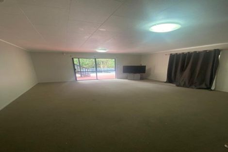 Photo of property in 21 Hakea Place, Totara Heights, Auckland, 2105