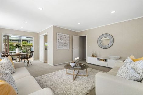 Photo of property in 1/5 Tristram Avenue, Forrest Hill, Auckland, 0620