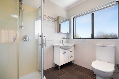 Photo of property in 65 Kurnell Drive, Botany Downs, Auckland, 2010