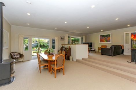 Photo of property in 52a Poplar Grove, Whalers Gate, New Plymouth, 4310