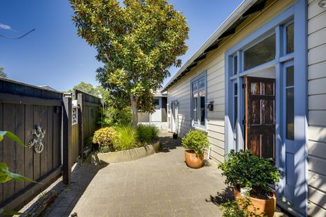 Photo of property in 9 Lawrence Road, Hospital Hill, Napier, 4110