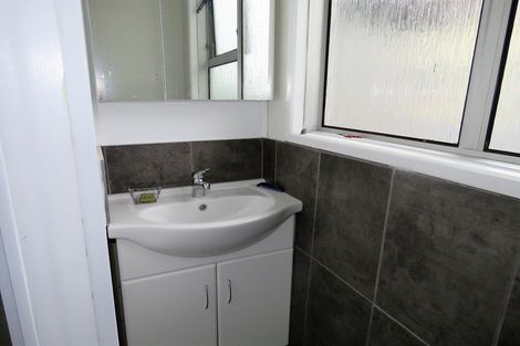 Photo of property in 84 Romilly Street, Westport, 7825