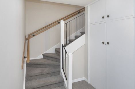 Photo of property in 32 Hawthorne Street, Strowan, Christchurch, 8052