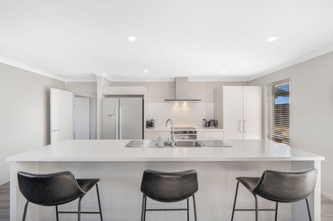 Photo of property in 10 Quartz Drive, Rolleston, 7614