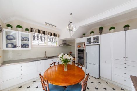 Photo of property in 295 College Street, West End, Palmerston North, 4410