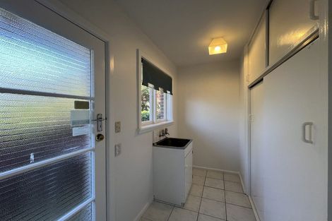 Photo of property in 11 Sevenoaks Drive, Bryndwr, Christchurch, 8053