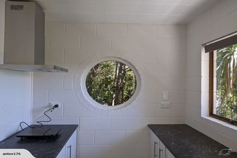 Photo of property in 53 Island Bay Road, Beach Haven, Auckland, 0626