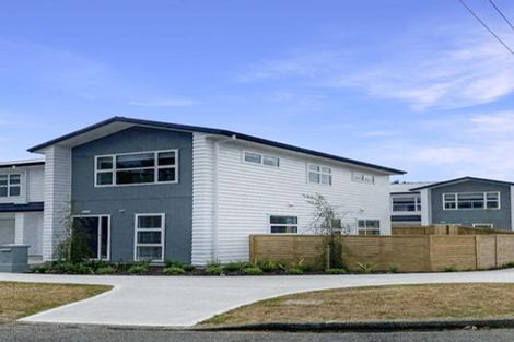 Photo of property in 2a Delaney Drive, Stokes Valley, Lower Hutt, 5019