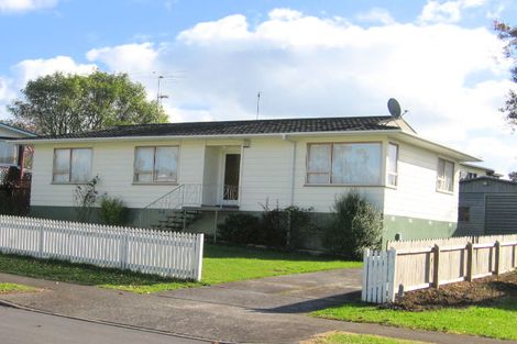 Photo of property in 11 Almay Place, Clover Park, Auckland, 2019