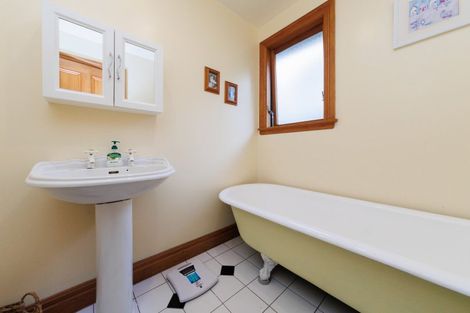 Photo of property in 32 Staces Road, Aokautere, Palmerston North, 4471