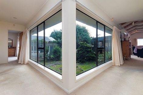 Photo of property in 42 Racecourse Road, Waiuku, 2123