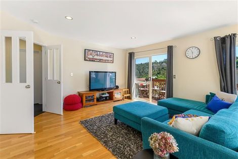 Photo of property in 3/96 Balmain Road, Chatswood, Auckland, 0626