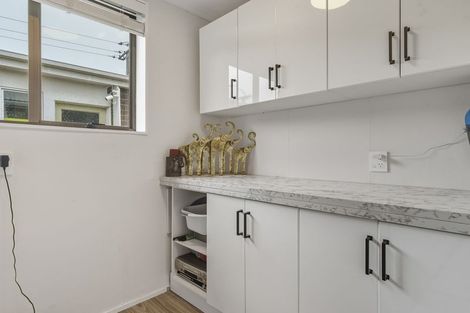 Photo of property in 39 Rutherford Street, Caversham, Dunedin, 9012