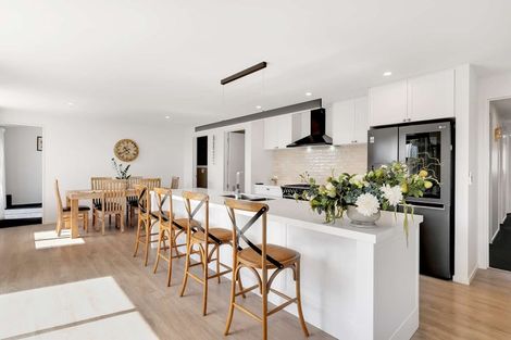 Photo of property in 117 Shillingford Boulevard, Rolleston, 7615