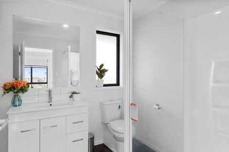 Photo of property in 9 Rylstone Way, Te Kauwhata, 3710