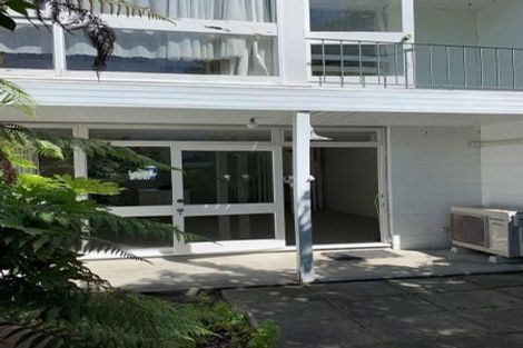 Photo of property in 2/99 Aikmans Road, Merivale, Christchurch, 8014