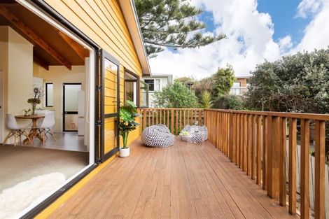 Photo of property in 2/179 Blockhouse Bay Road, Avondale, Auckland, 0600