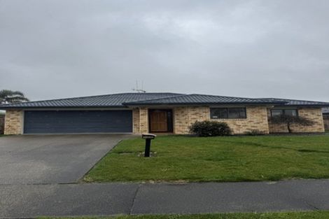 Photo of property in 28 Diomede Glade, Flagstaff, Hamilton, 3210