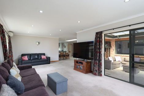 Photo of property in 21 Whiting Drive, Wakefield, 7025