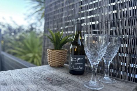 Photo of property in 61 Sunline Avenue, Massey, Auckland, 0614