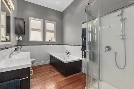 Photo of property in 39 Queen Street, Petone, Lower Hutt, 5012