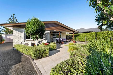 Photo of property in 20 Patterson Road, Hurworth, New Plymouth, 4371
