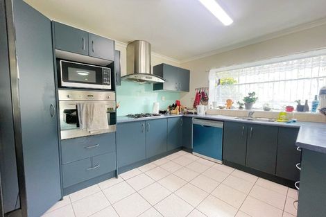 Photo of property in 10 Basra Drive, Henderson, Auckland, 0612