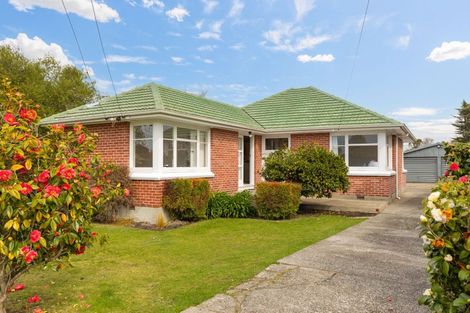 Photo of property in 16 Bethel Crescent, Bishopdale, Christchurch, 8053