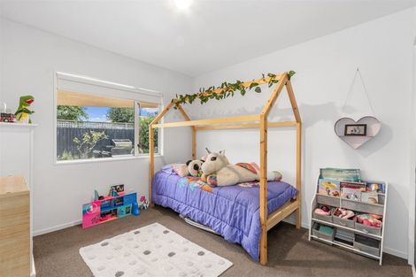Photo of property in 16 Pepperwood Place, Shirley, Christchurch, 8061